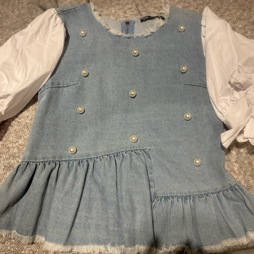 INA 3/4 length sleeve pearled Demin blouse sz S